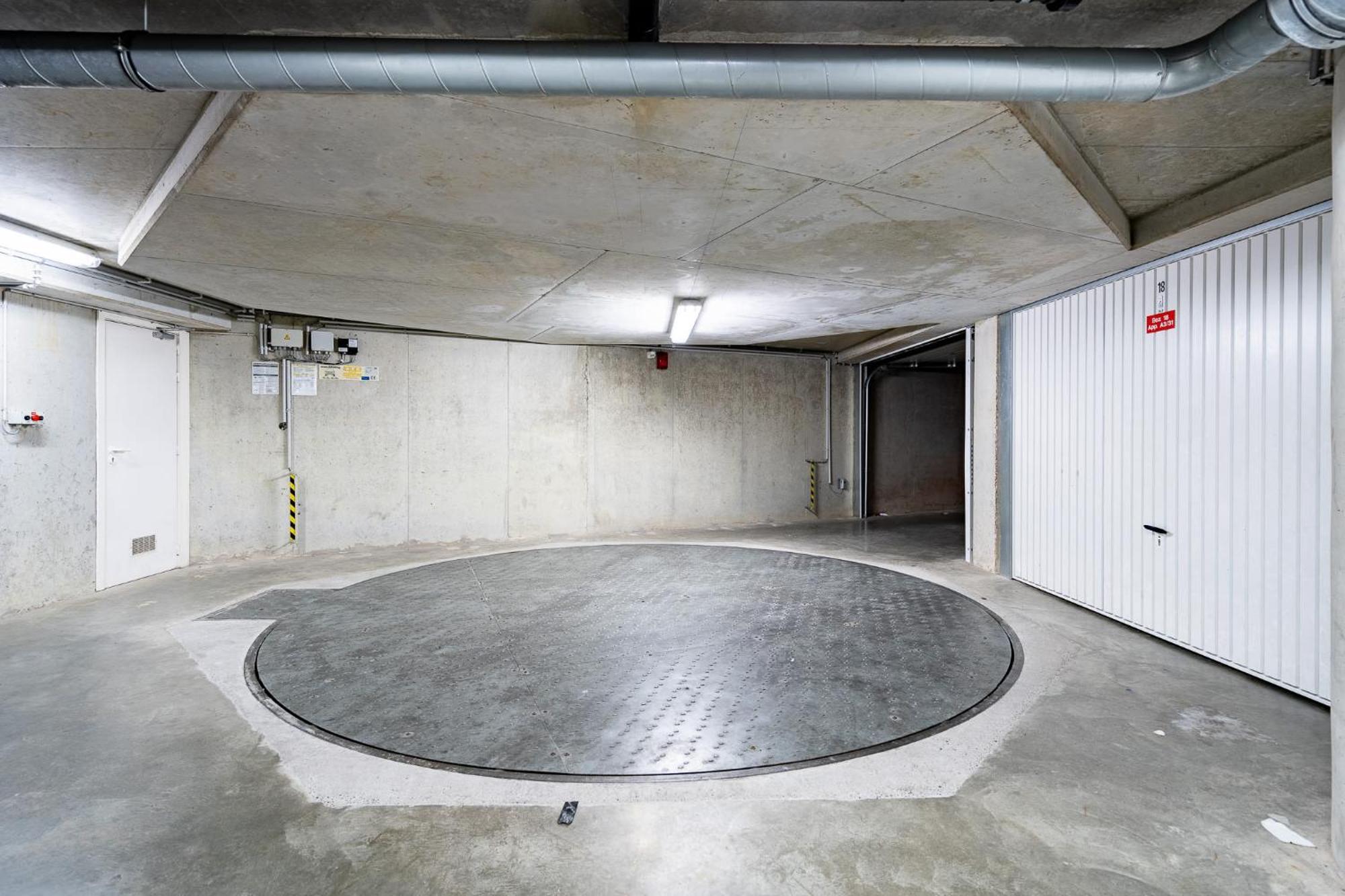 Huswell - Stunning Penthouse With Amazing View And Parking * Knokke-Heist