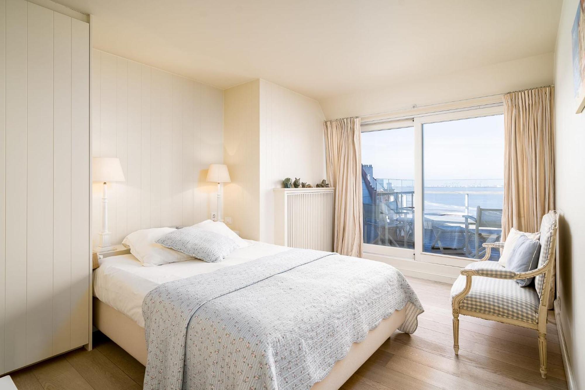 Huswell - Stunning Penthouse With Amazing View And Parking Apartment