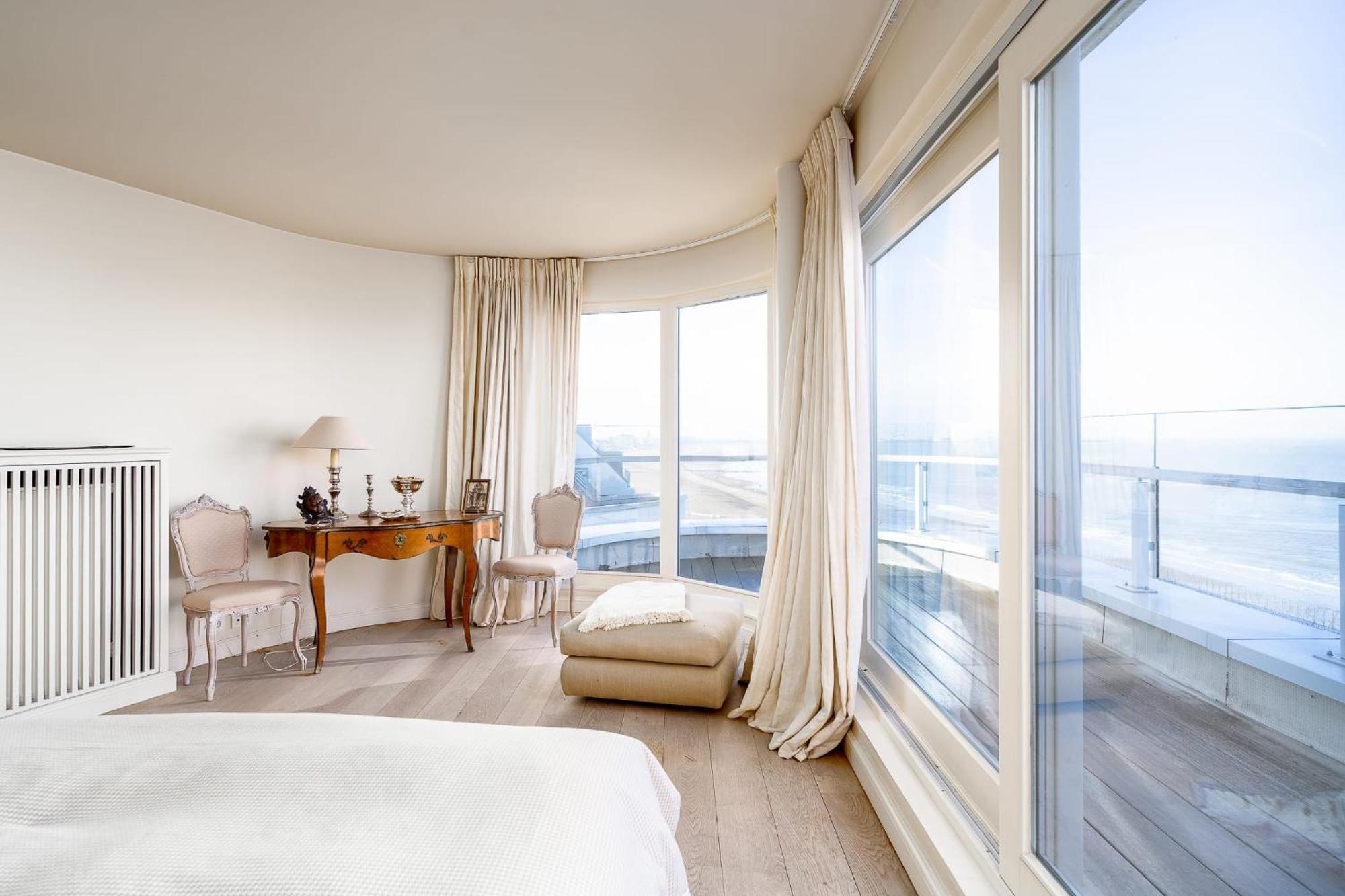 Huswell - Stunning Penthouse With Amazing View And Parking *